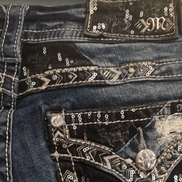 New Miss Me Standard Easy Crop Rhinestone Sequin Embroidered Stretch Jeans W32 - Picture 9 of 14